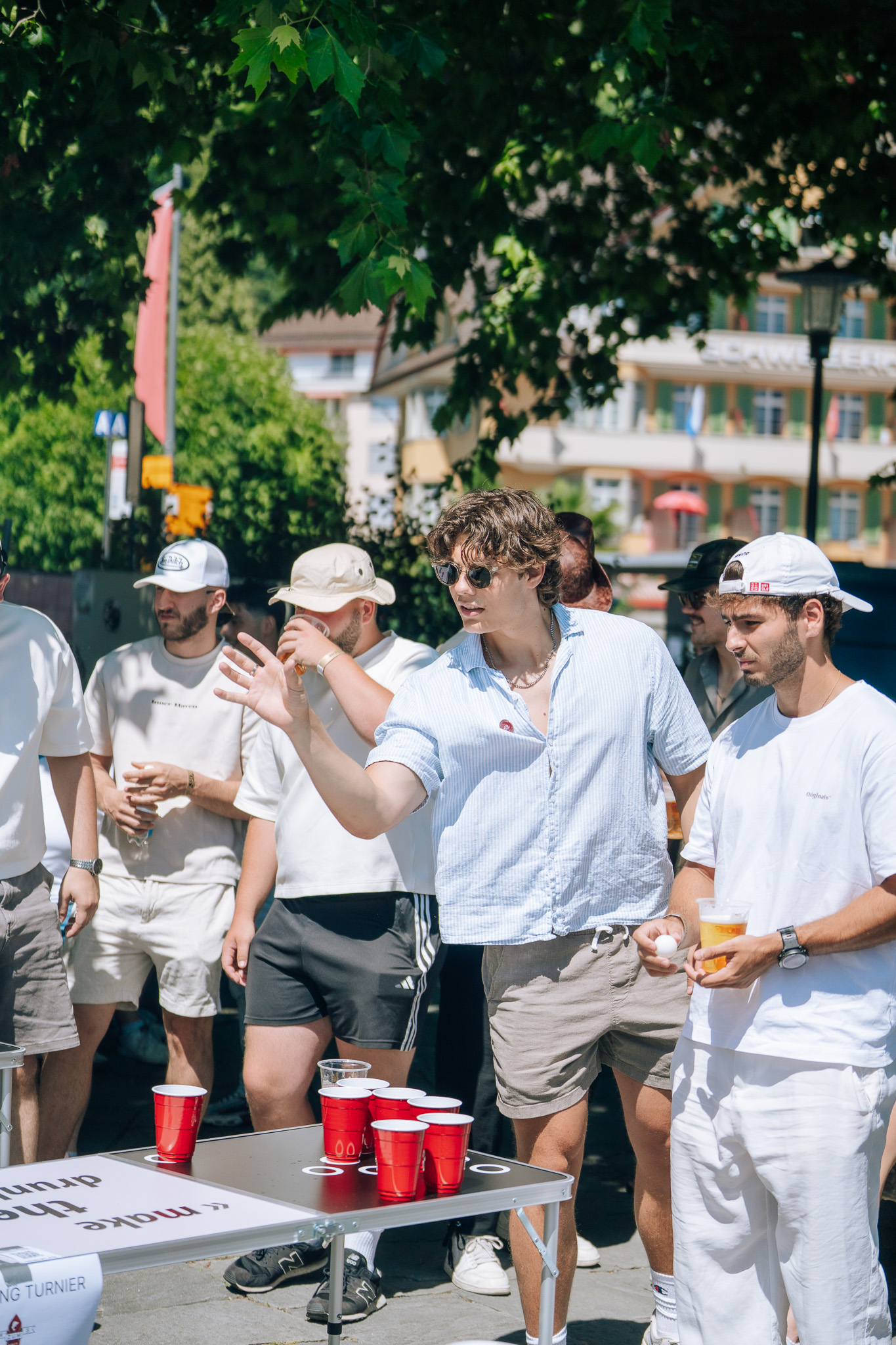 Bierpong Turnier Wezumes am Rosenfest Weggis